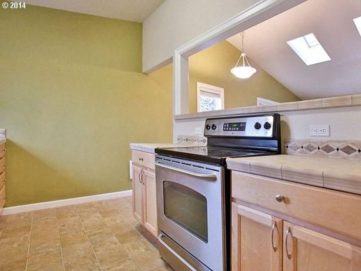 Condo for rent at 1902 NW 143rd, Portland, OR 97229