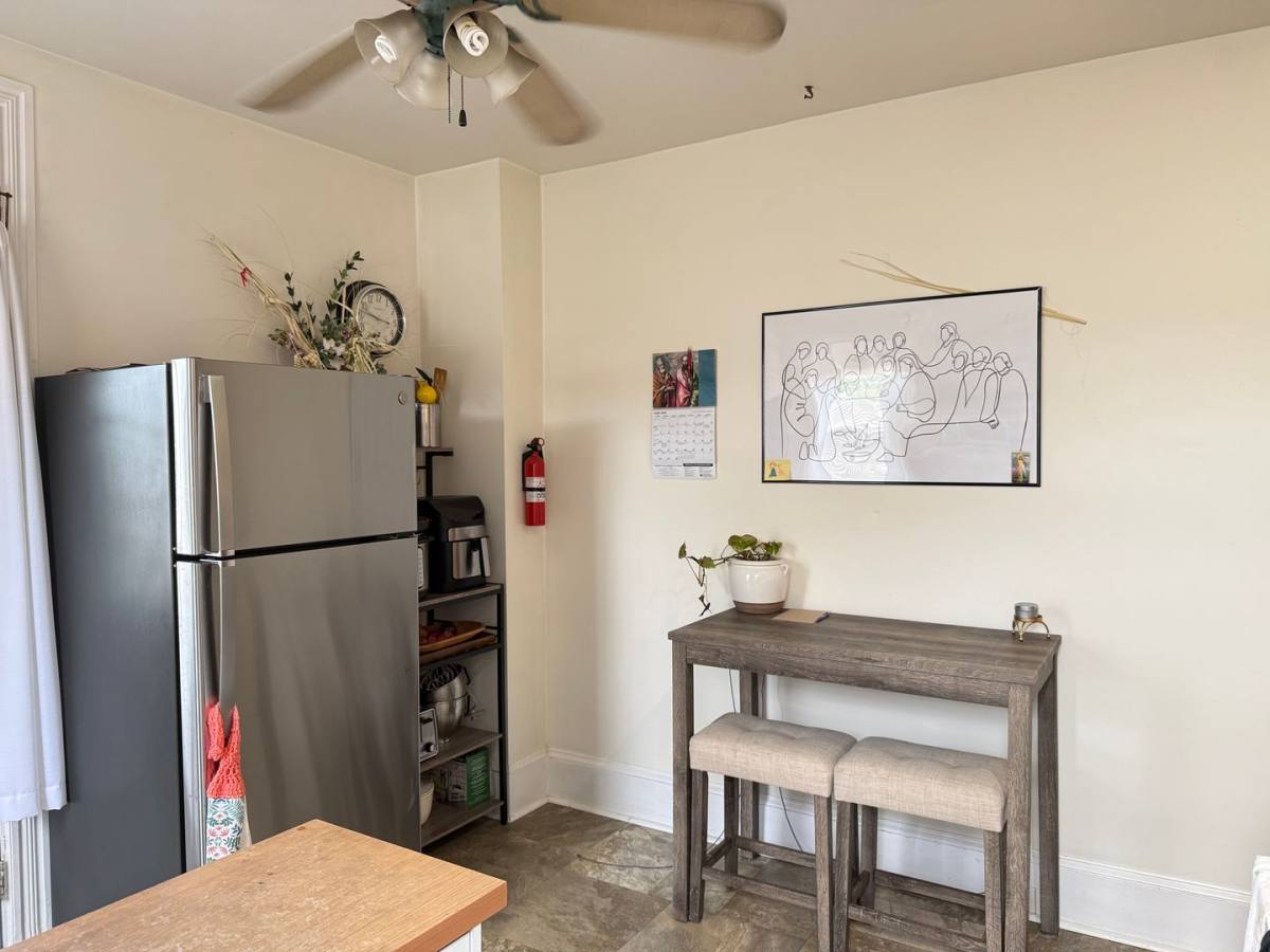 Apartment for rent at 141 N Plum St, Lancaster, PA 17602