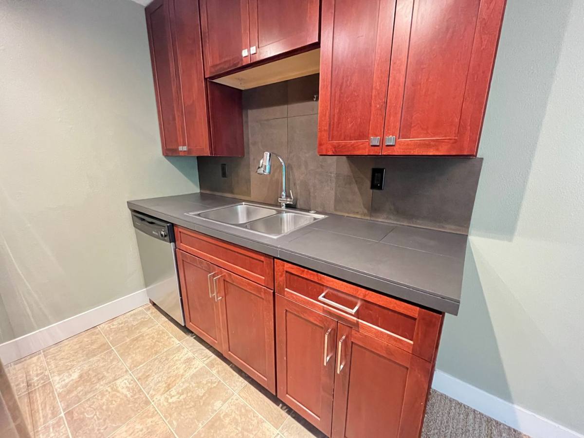 Condo for rent at 1739 SE Harold St, Portland, OR 97202