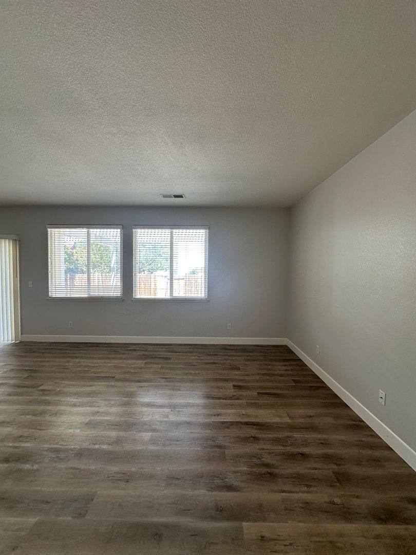 House for rent at 508 Vail Dr, Dayton, NV 89403