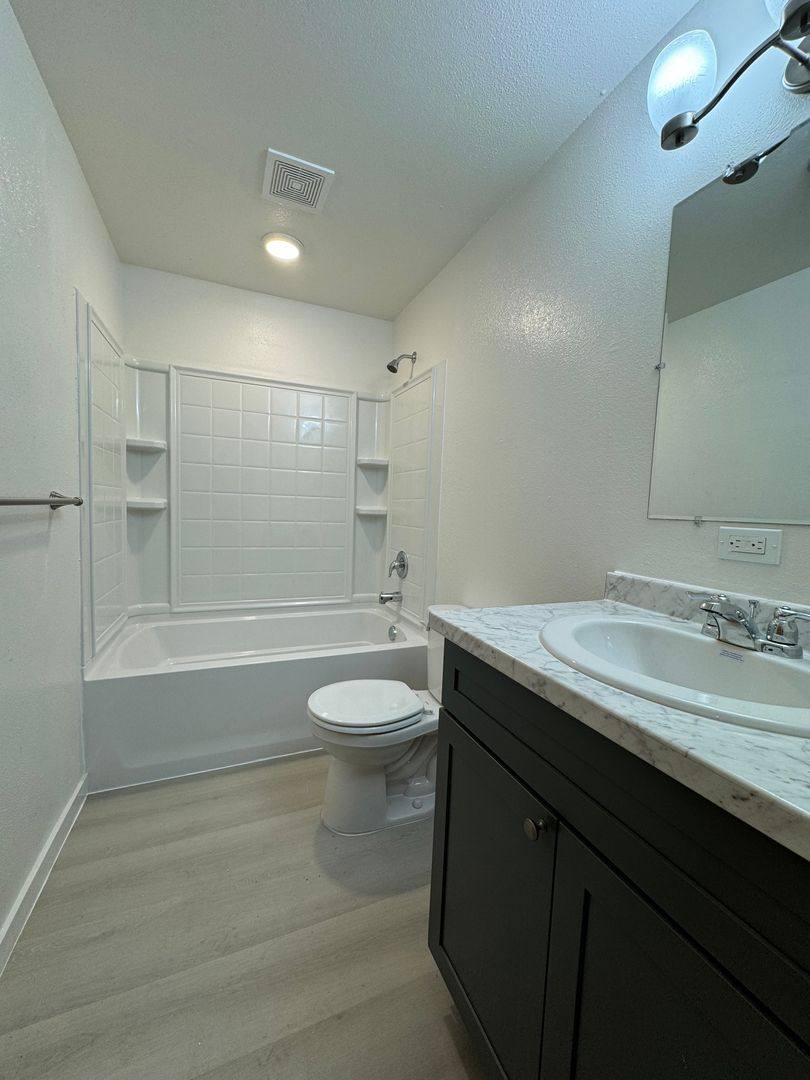 Apartment for rent at 760 11th St, Arcata, CA 95521