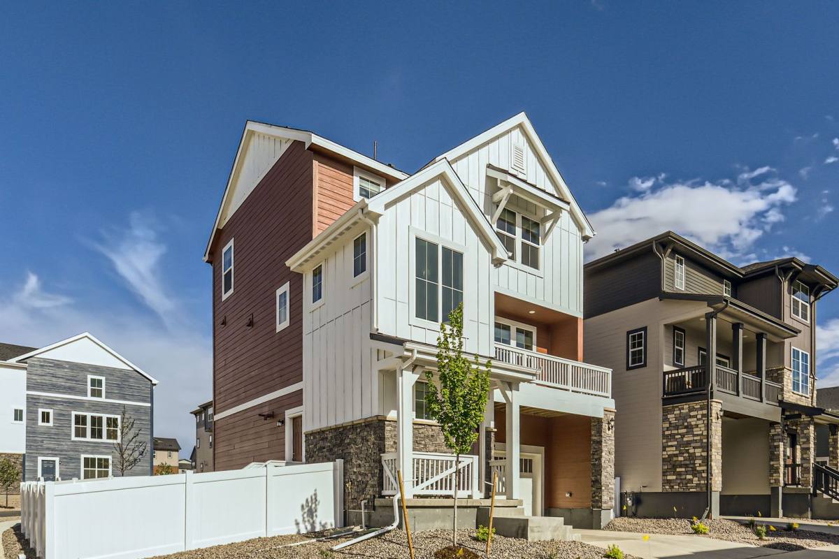 House for rent at 1991 S Fultondale Court, Aurora, CO 80018