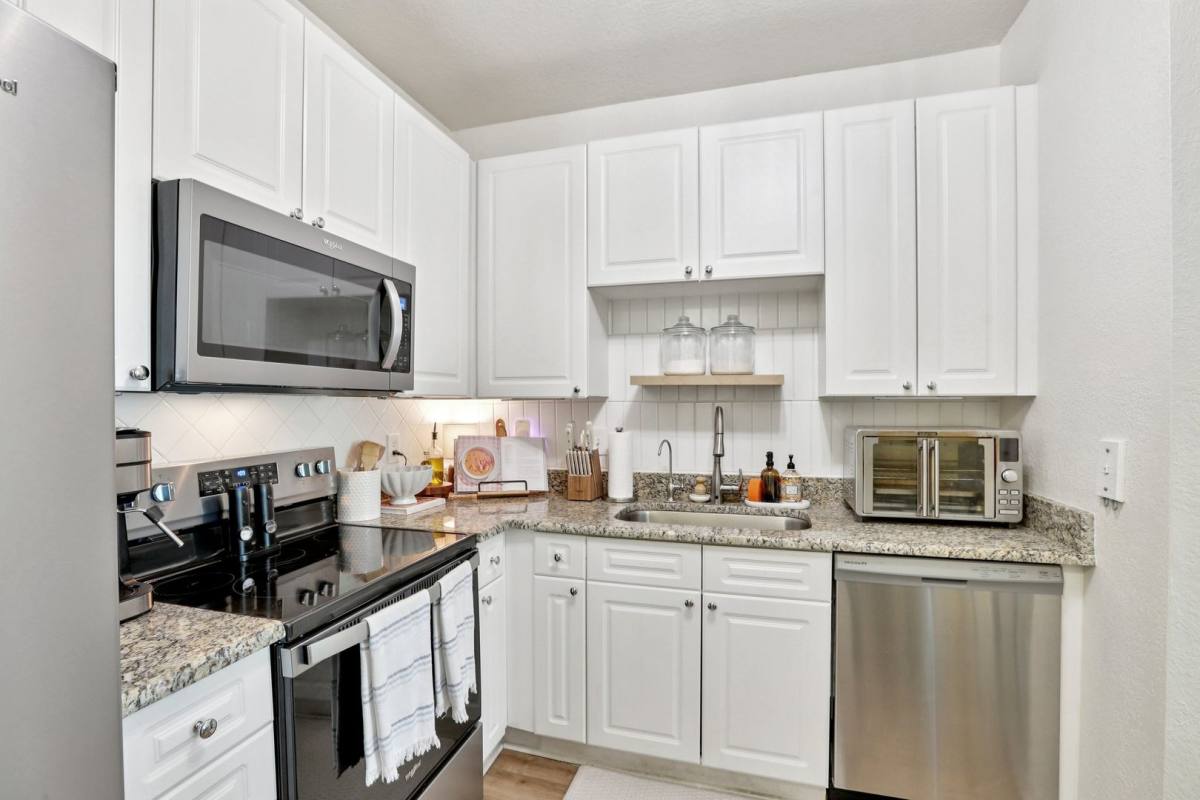 Condo for rent at 4221 W Spruce St, Tampa, FL 33607