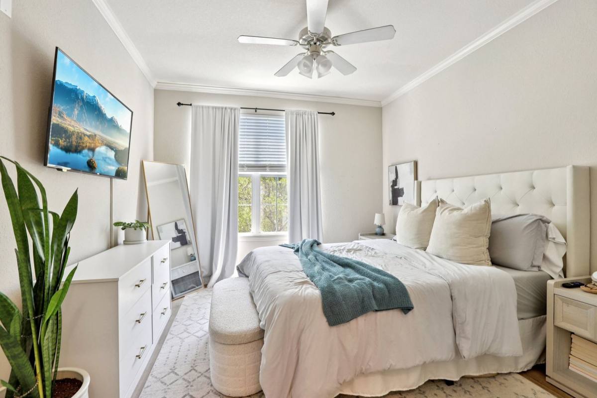 Condo for rent at 4221 W Spruce St, Tampa, FL 33607
