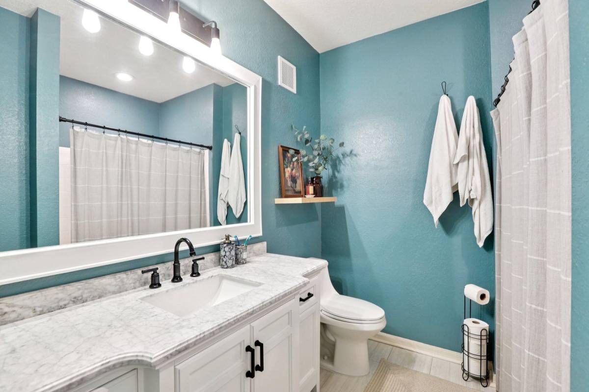 Condo for rent at 4221 W Spruce St, Tampa, FL 33607