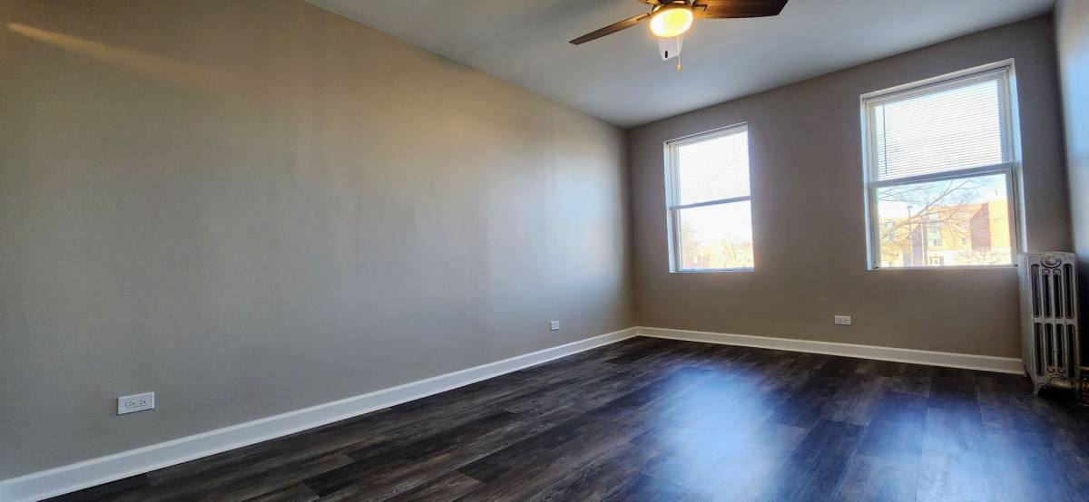 Apartment for rent at 4764 N Virginia, Chicago, IL 60625