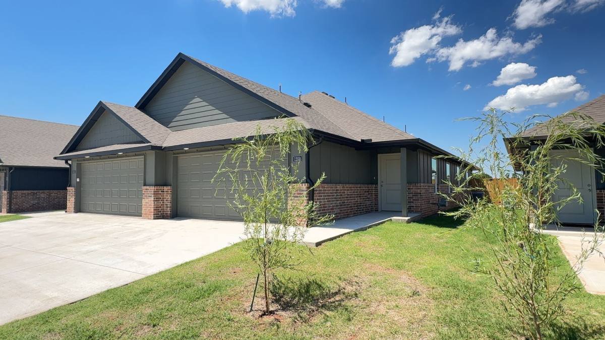 House for rent at 1209NW 113th St, Oklahoma City, OK 73114