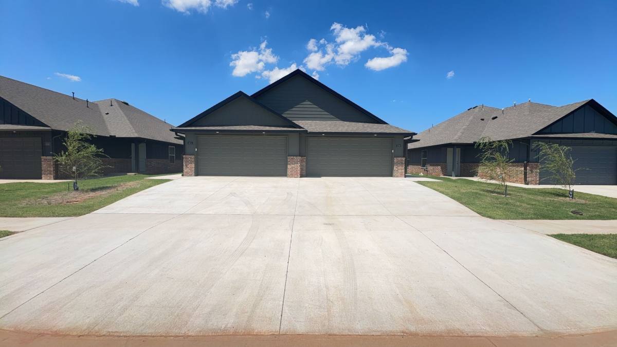 House for rent at 1209NW 113th St, Oklahoma City, OK 73114