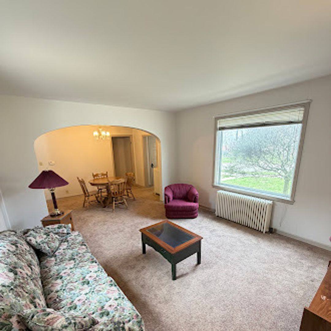 Apartment for rent at 195 E Park Ave, Berlin, WI 54923