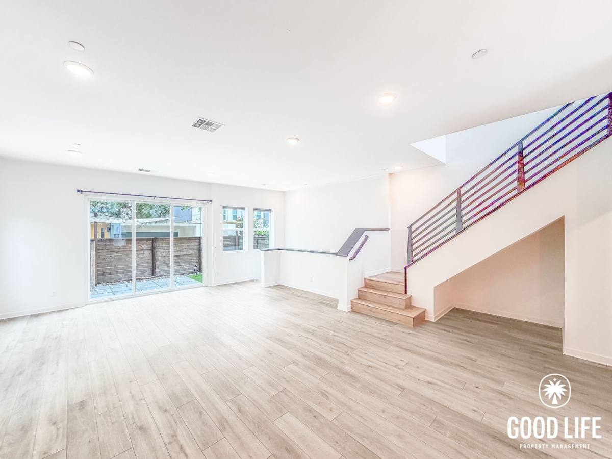 Townhouse for rent at 10451 Harlow Circle #32, San Diego, CA 92108