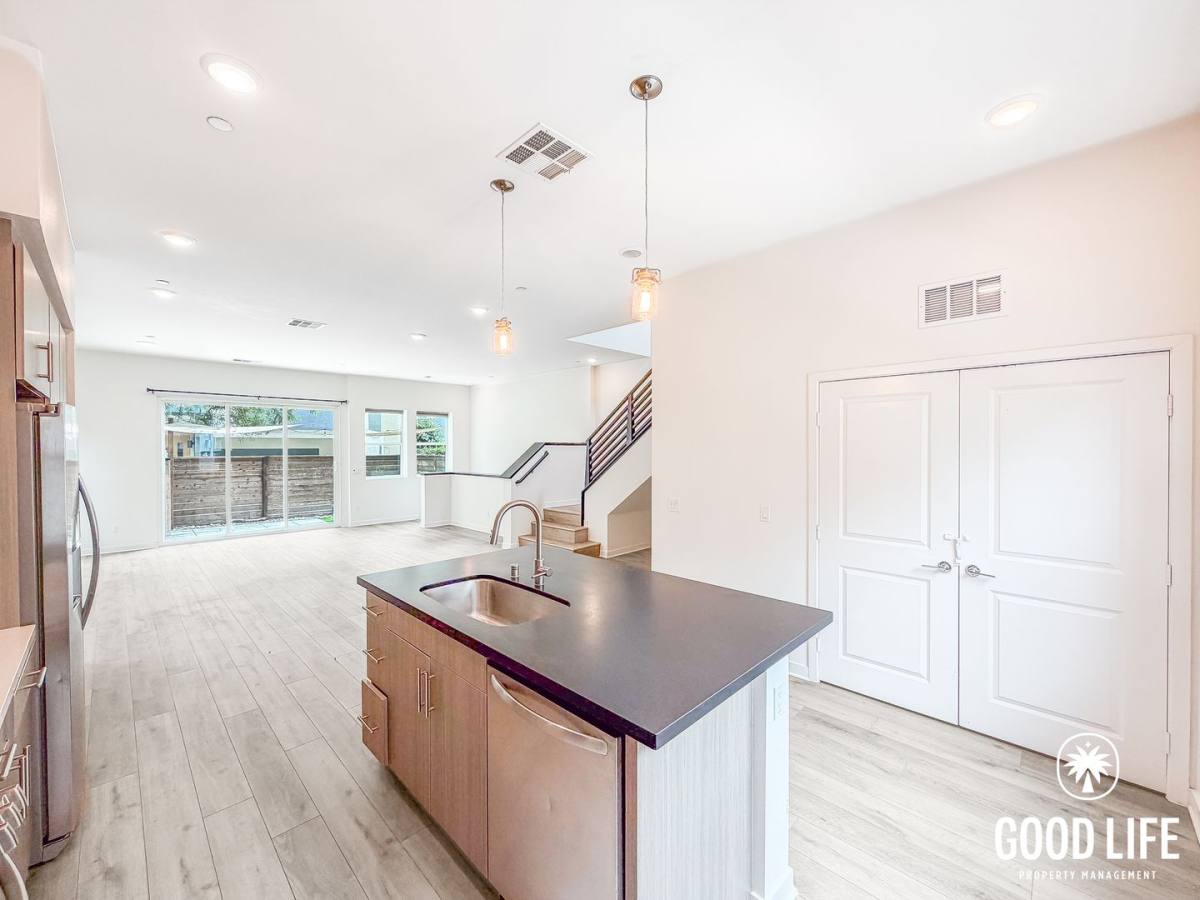 Townhouse for rent at 10451 Harlow Circle #32, San Diego, CA 92108