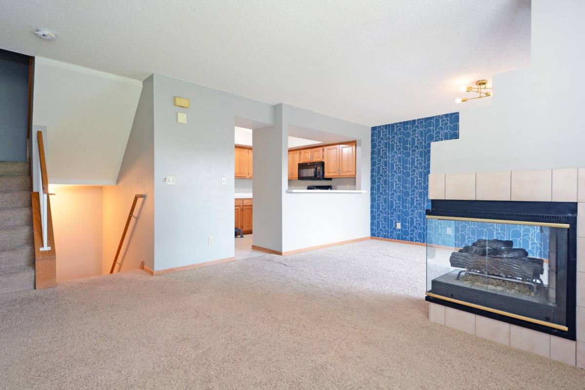 Townhouse for rent at 15645 24th Ave N, Minneapolis, MN 55447