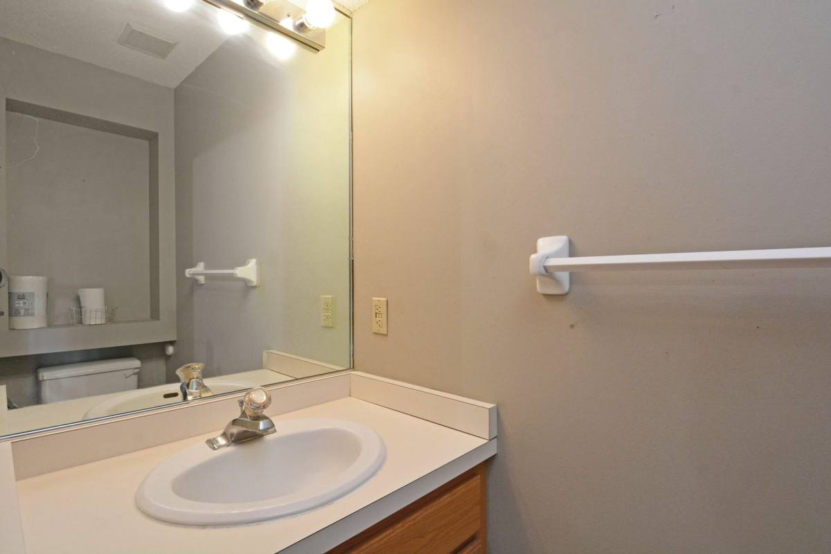 Townhouse for rent at 15645 24th Ave N, Minneapolis, MN 55447