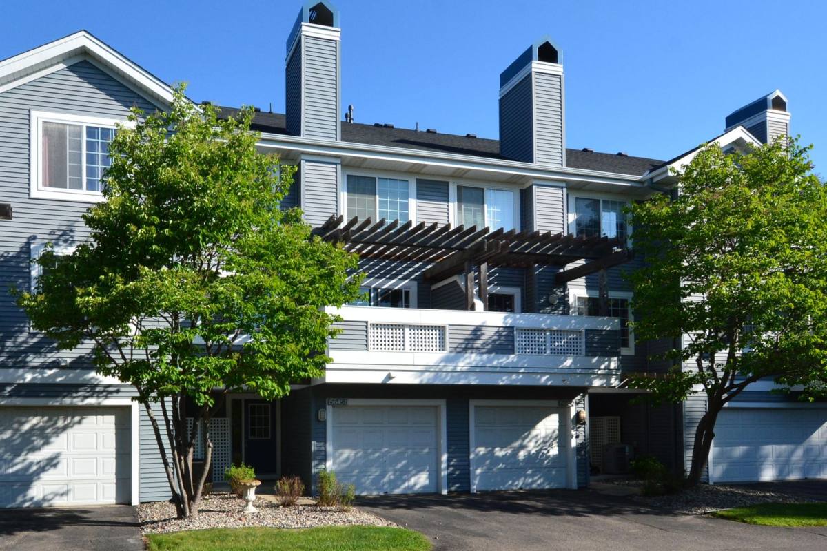 Townhouse for rent at 15645 24th Ave N, Minneapolis, MN 55447