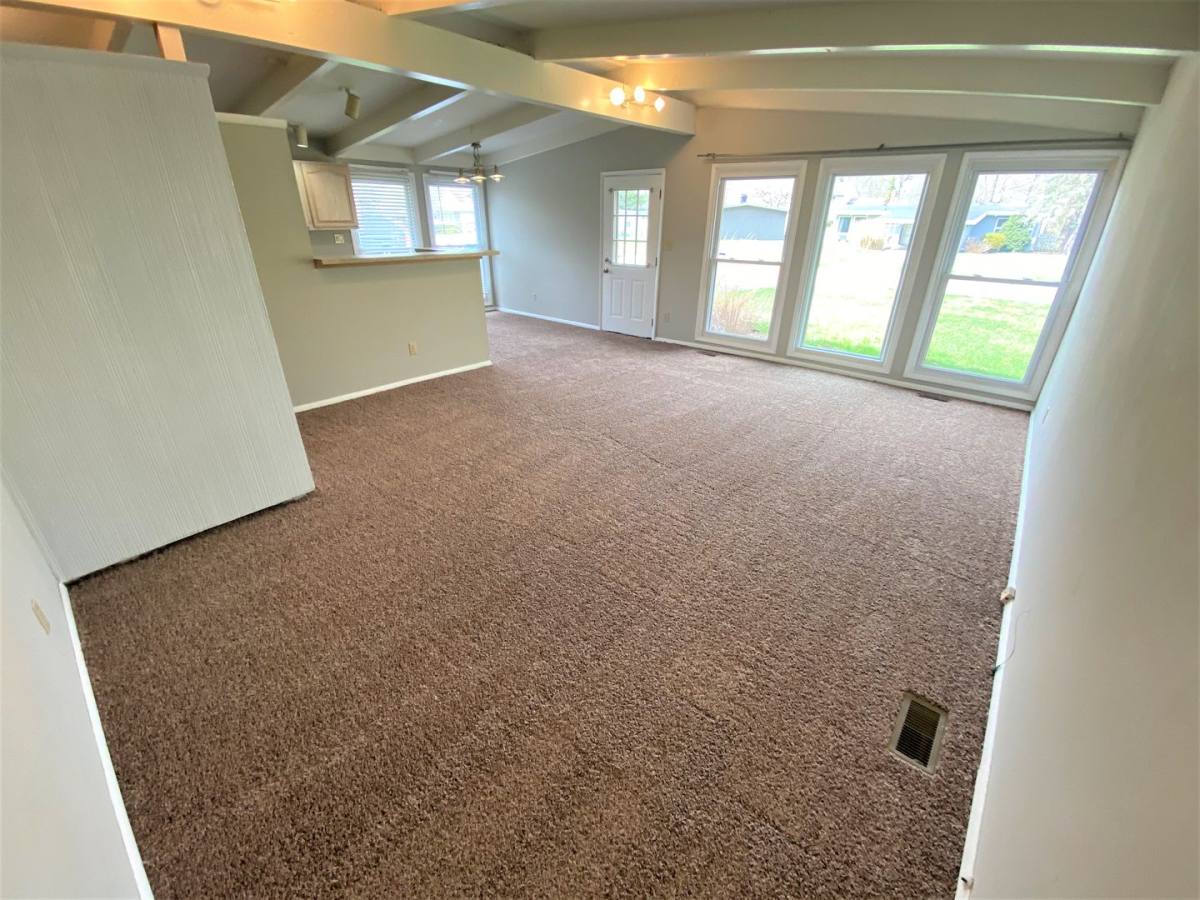 House for rent at 2443 Edgevale Rd, Columbus, OH 43221