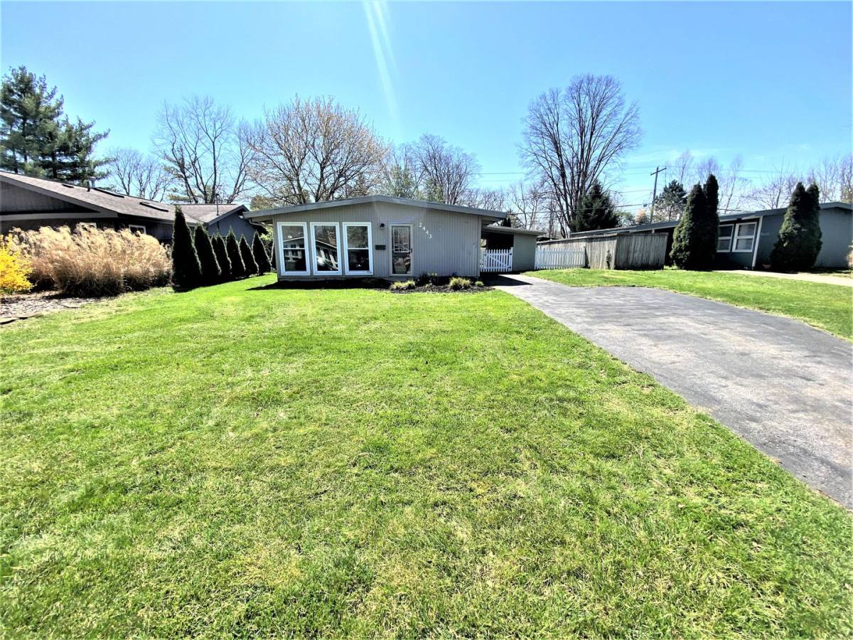 House for rent at 2443 Edgevale Rd, Columbus, OH 43221