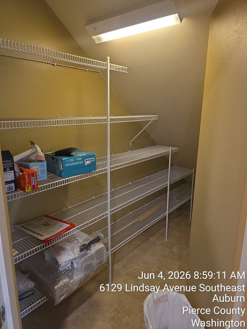 Townhouse for rent at 1115 62nd St SE, Auburn, WA 98092