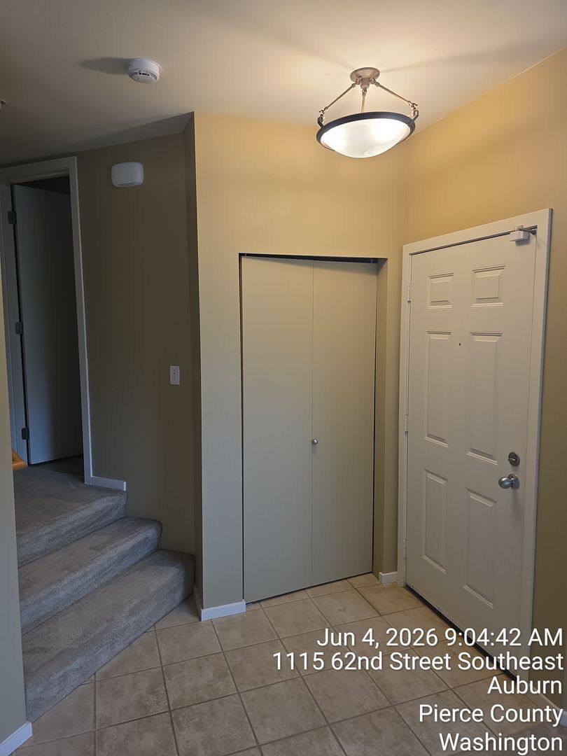 Townhouse for rent at 1115 62nd St SE, Auburn, WA 98092
