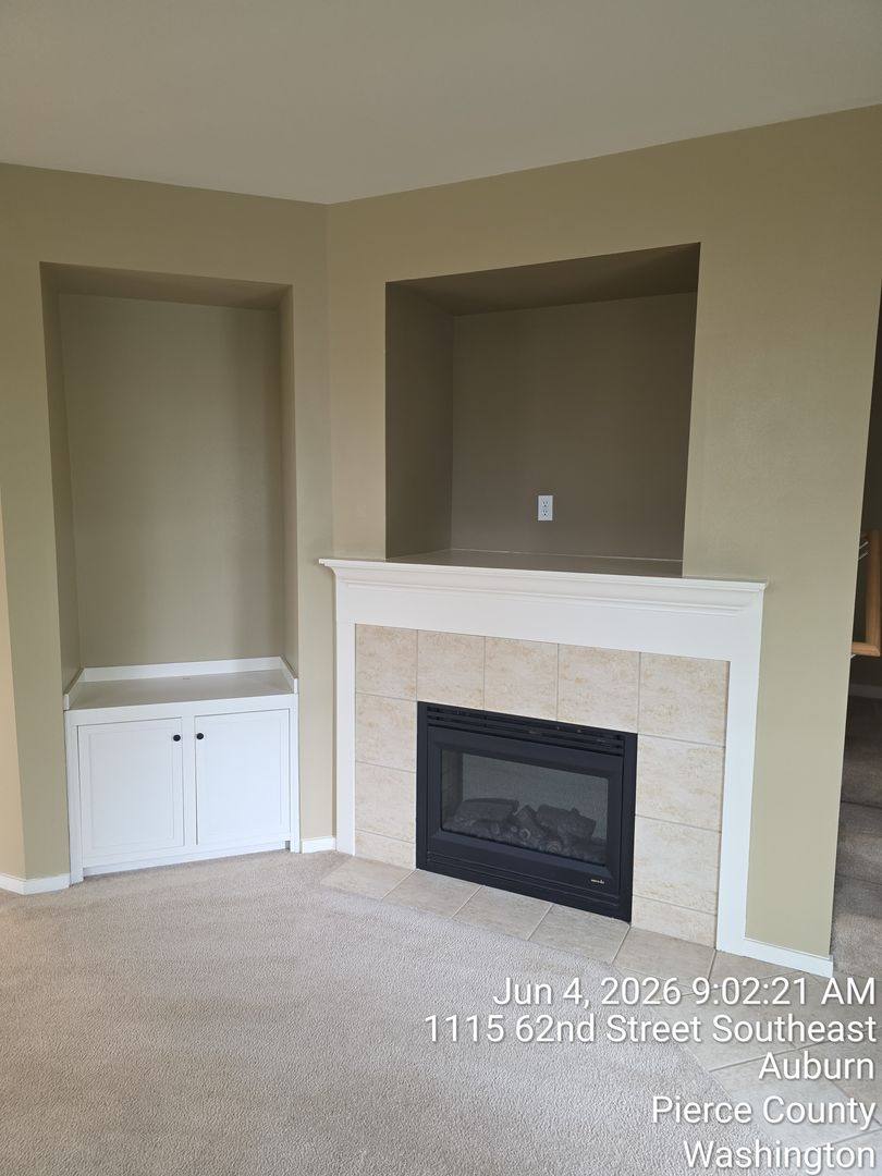 Townhouse for rent at 1115 62nd St SE, Auburn, WA 98092