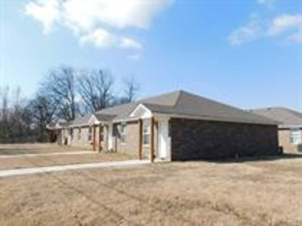 Apartment for rent at 1215 Mulberry, Van Buren, AR 72956