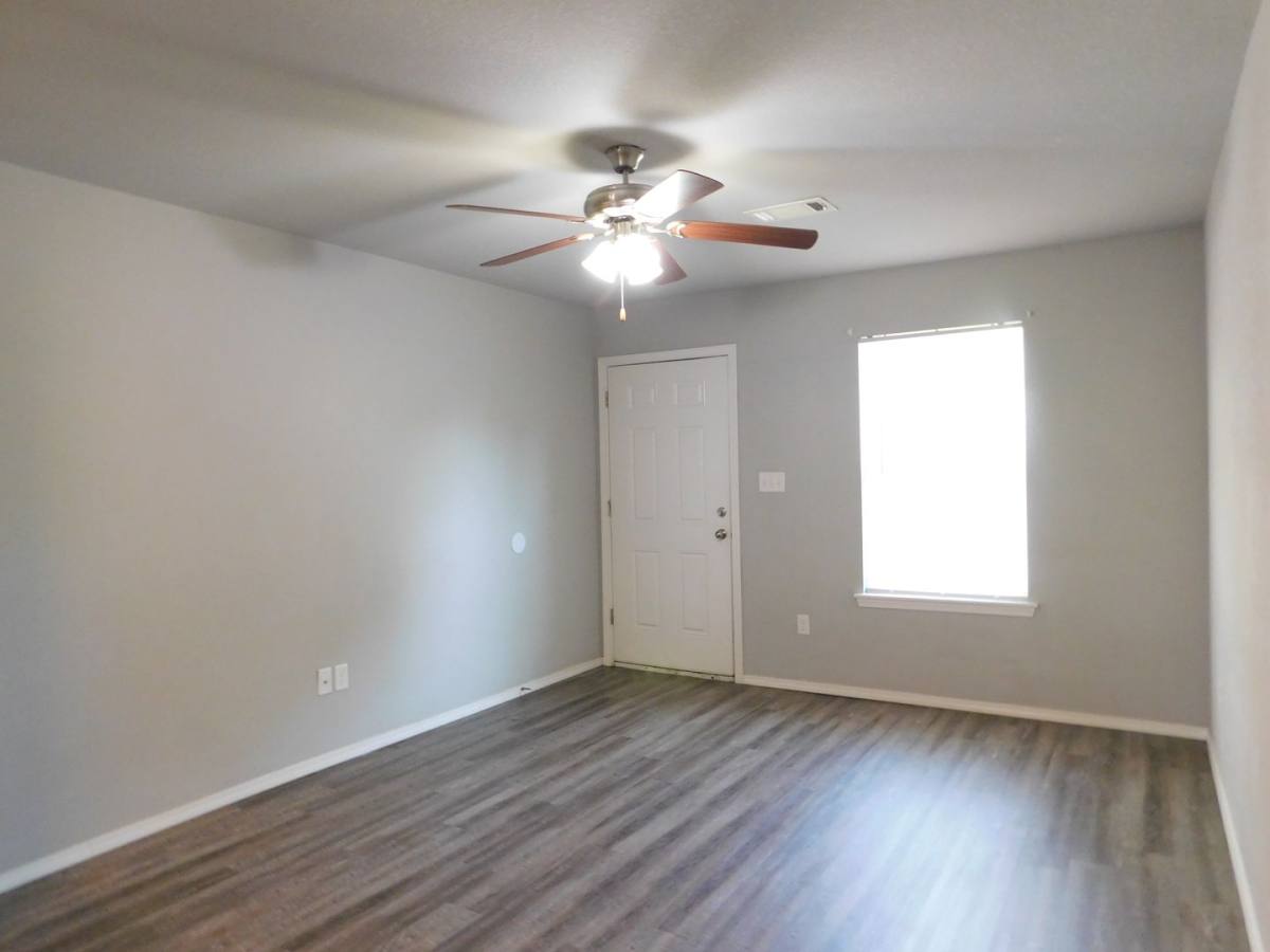 Apartment for rent at 1215 Mulberry, Van Buren, AR 72956
