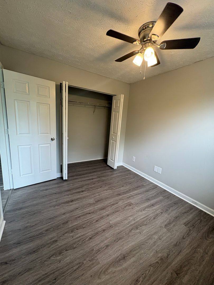 Apartment for rent at 543 N Maple St, Winchester, KY 40391