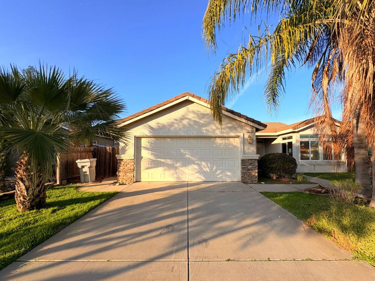 House for rent at 1817 Briar Brook Court, Atwater, CA 95301