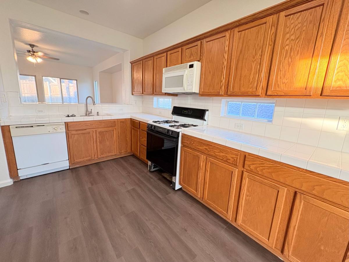 House for rent at 1817 Briar Brook Court, Atwater, CA 95301