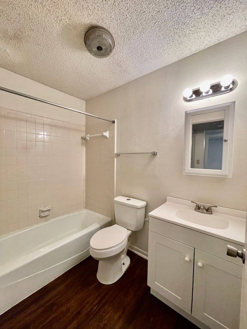 Apartment for rent at 1229 N Lbj, San Marcos, TX 78666