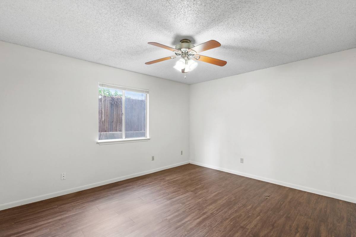 Apartment for rent at 1229 N Lbj, San Marcos, TX 78666