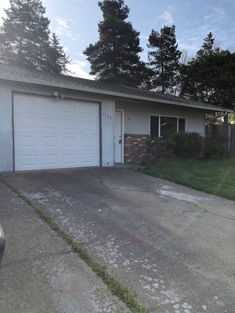 Apartment for rent at 1138 SE Rummel St, McMinnville, OR 97128