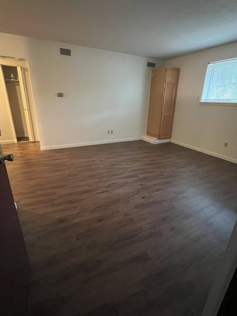Apartment for rent at 1909 University Dr, Cedar Falls, IA 50613