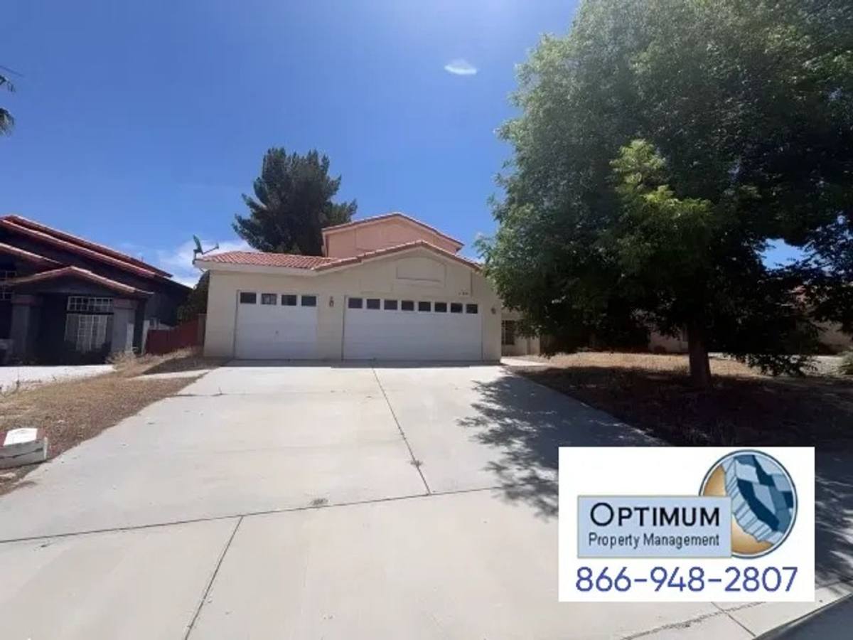 House for rent at 17065 Grand Mammoth Place, Victorville, CA 92394