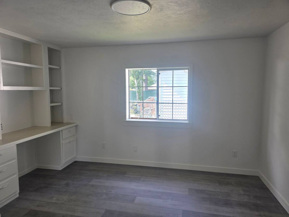 House for rent at 10037 1st Ave S, Seattle, WA 98168