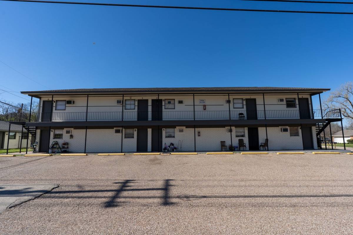 Apartment for rent at 1910 E Crest Dr #3, Waco, TX 76705