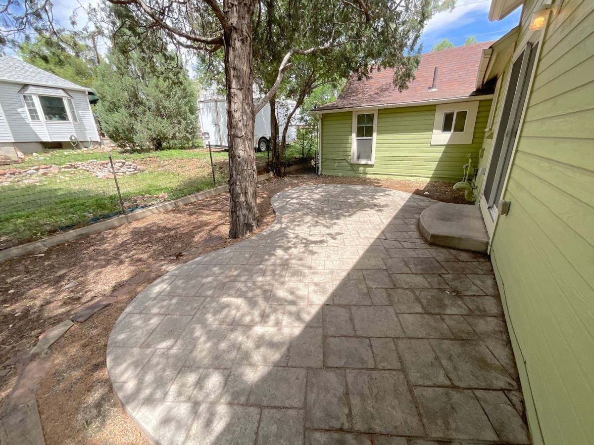 House for rent at 126 S Institute St, Colorado Springs, CO 80903