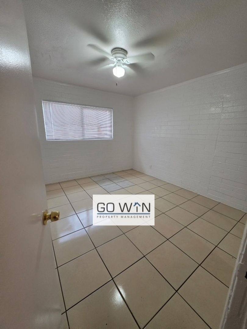 9837 N 11th Ave, Phoenix, AZ 85021 - Apartment for Rent - Image 2