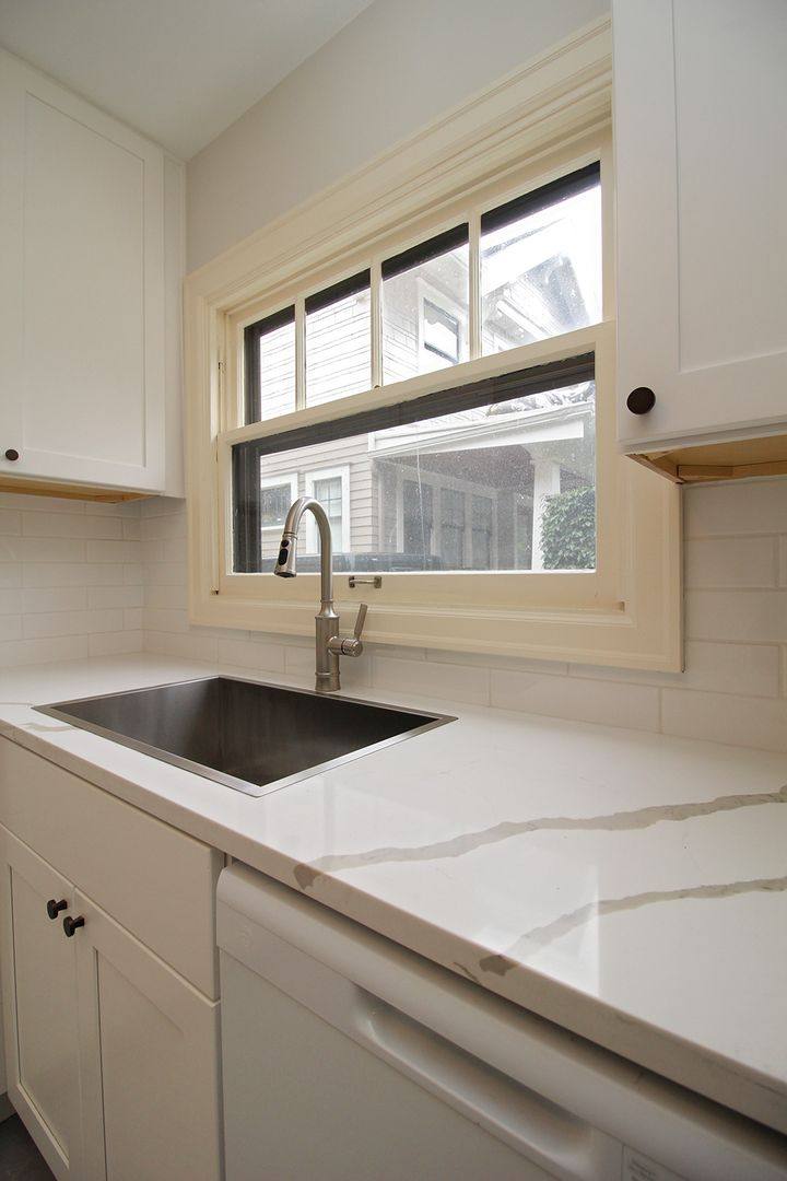 Apartment for rent at 2904-2914 SE Washington St, Portland, OR 97214