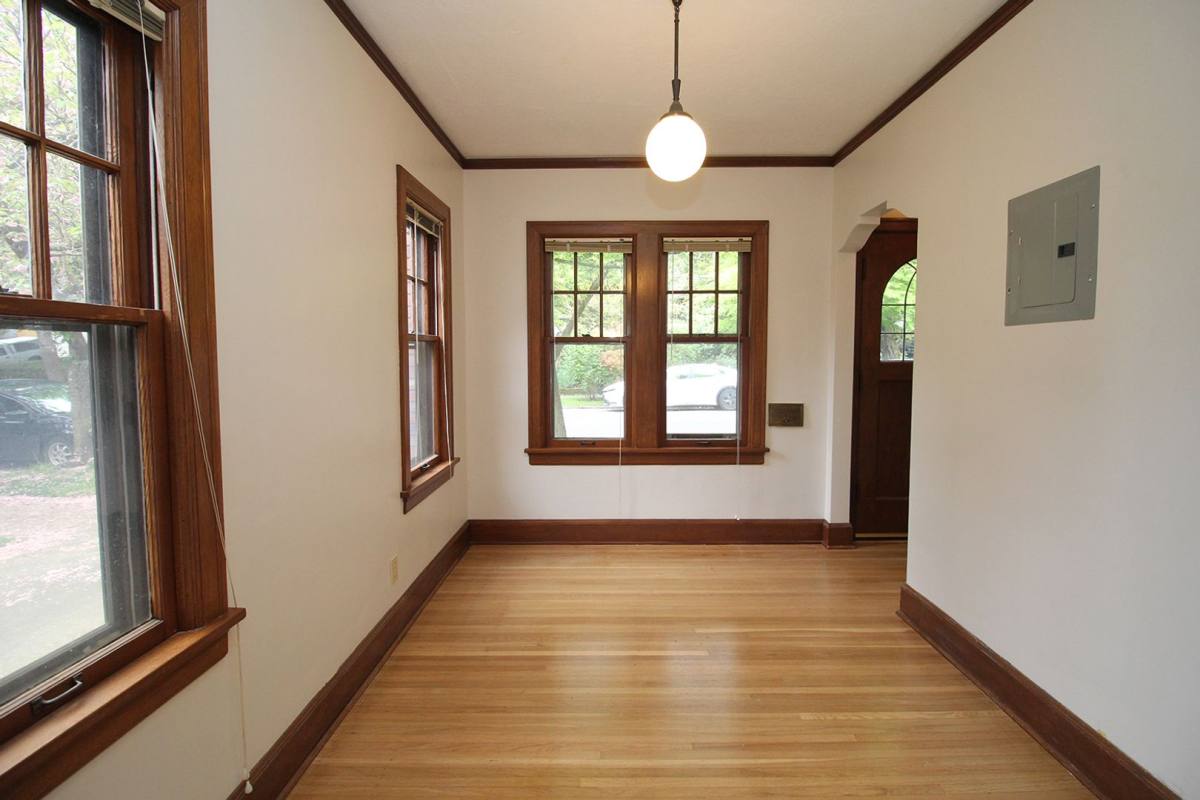 Apartment for rent at 2904-2914 SE Washington St, Portland, OR 97214