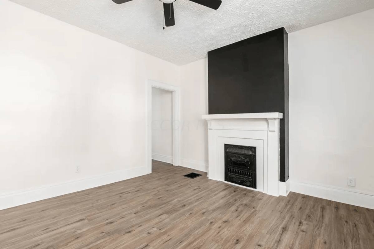 Townhouse for rent at 975-977 Miller Ave, Columbus, OH 43206