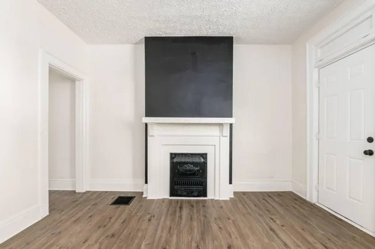Townhouse for rent at 975-977 Miller Ave, Columbus, OH 43206