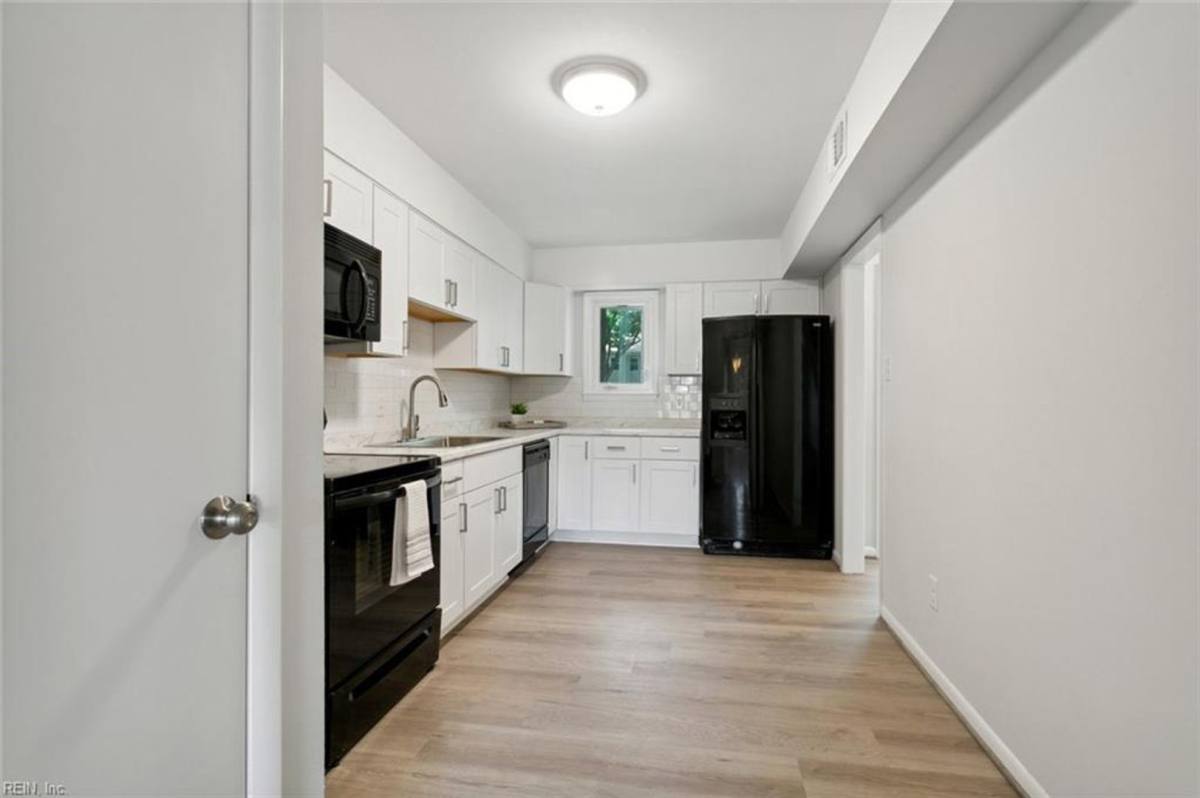 Condo for rent at 6442 Duquesne Place, Virginia Beach, VA 23464