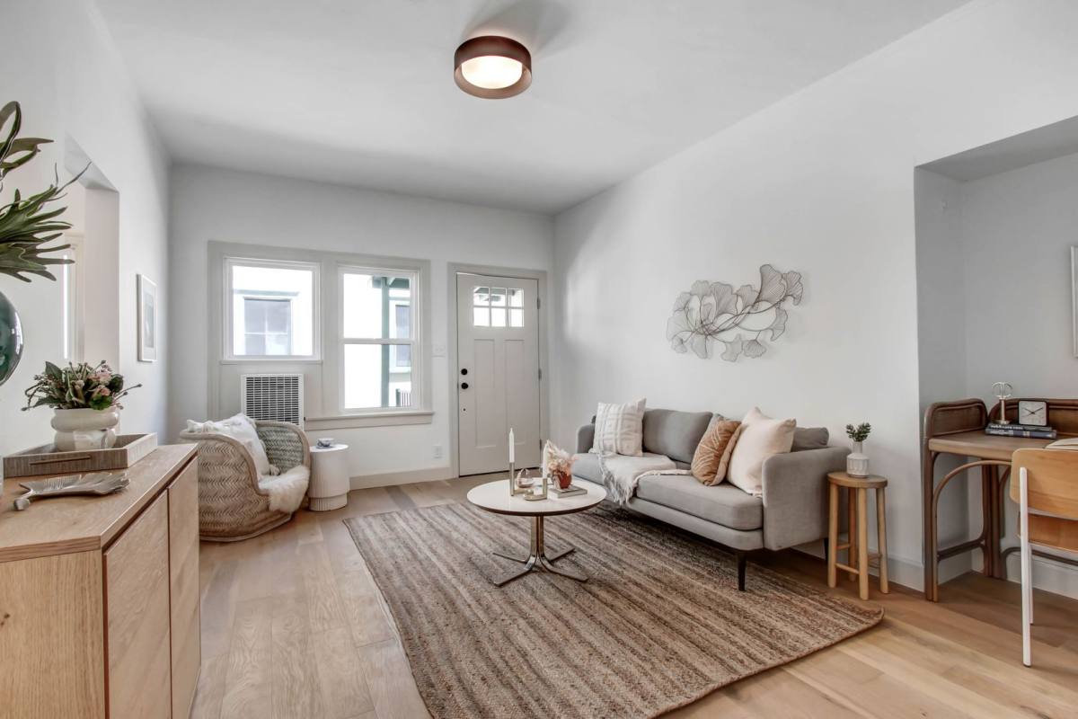 Apartment for rent at 4344 Burns Ave, Los Angeles, CA 90029