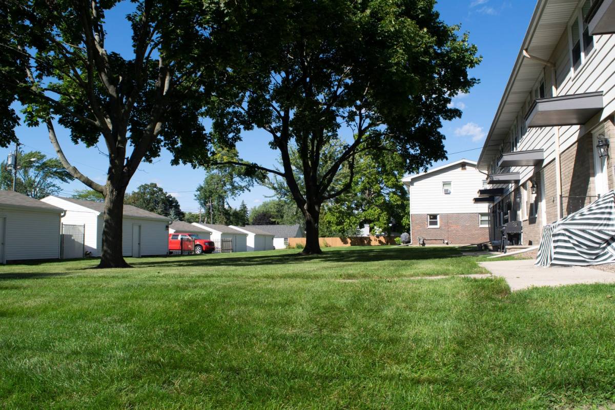 Apartment for rent at 614 & 624 S Erie St, De Pere, WI 54115