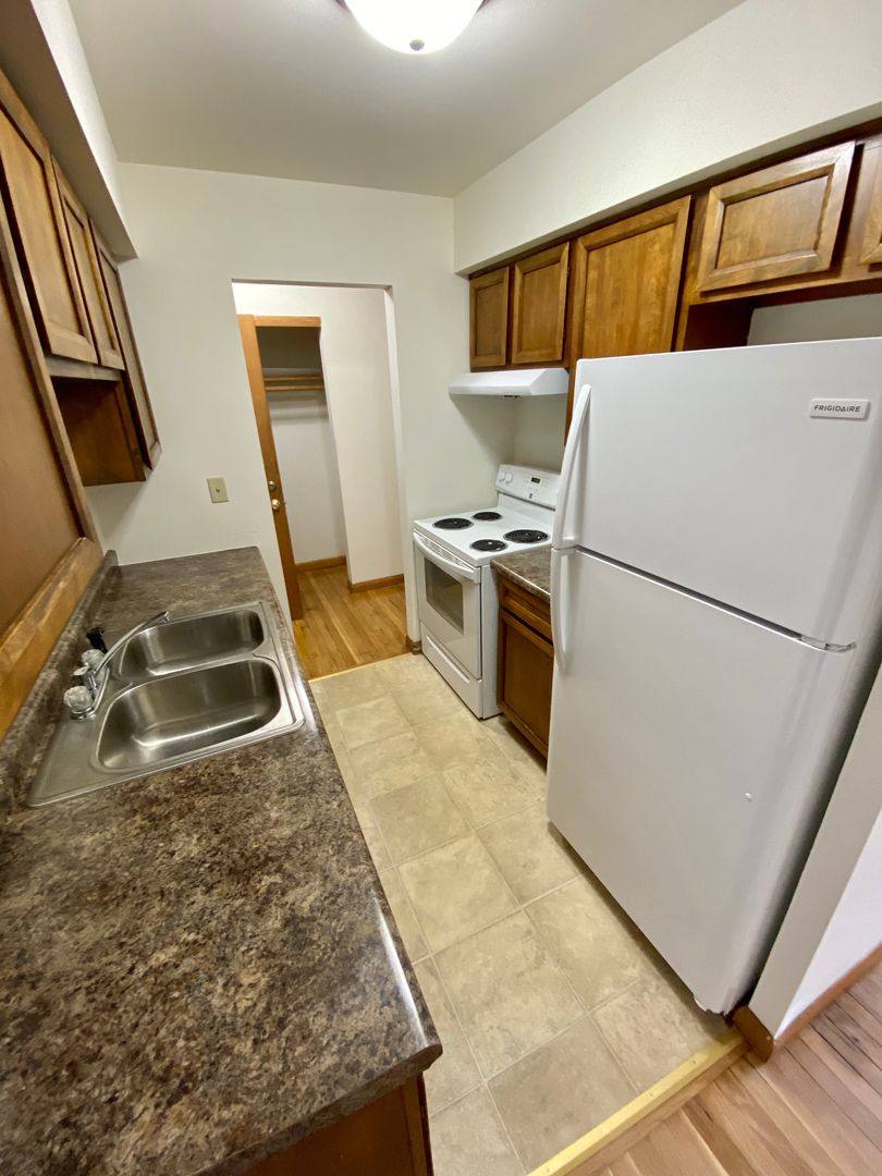 Apartment for rent at 36 Reid Terrace, Fond Du Lac, WI 54935