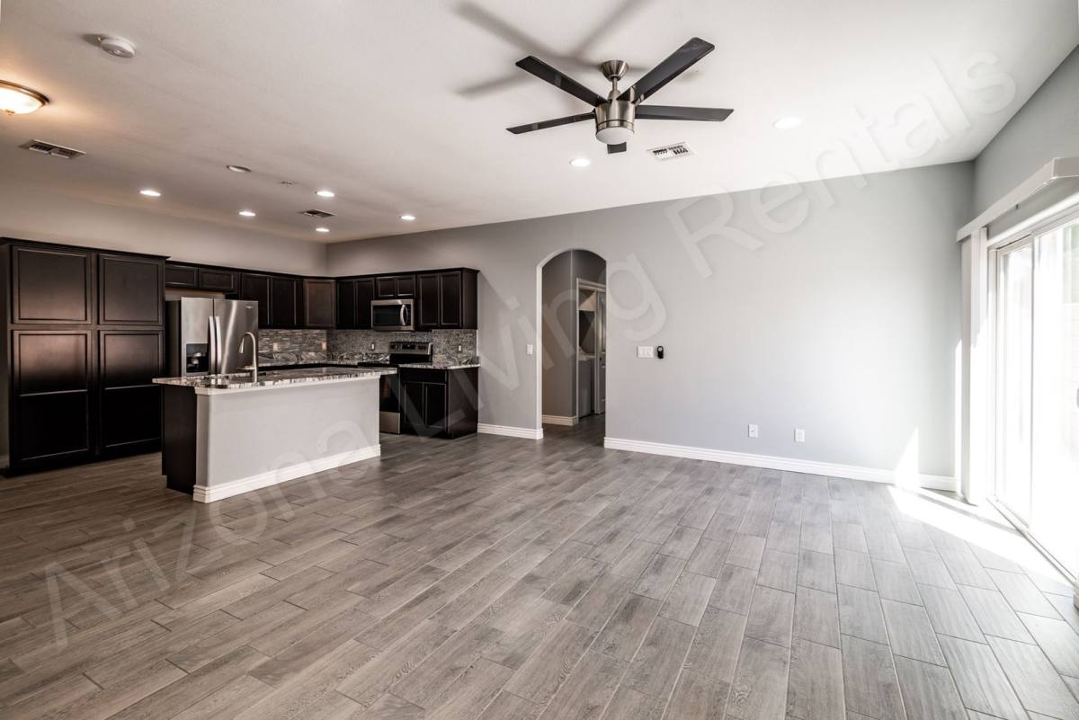 House for rent at 733 Pala Mesa Dr, Kingman, AZ 86409