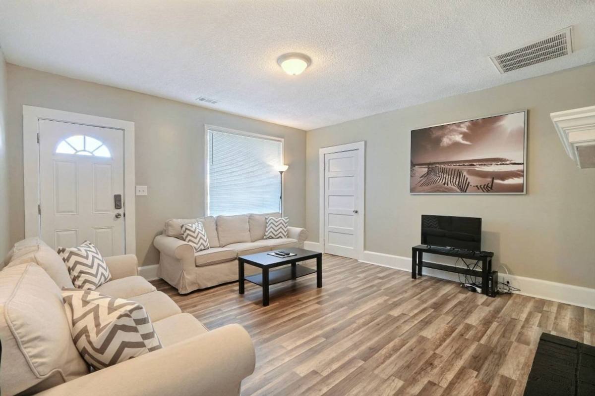 Apartment for rent at 1925 E Gwinnett, Savannah, GA 31404