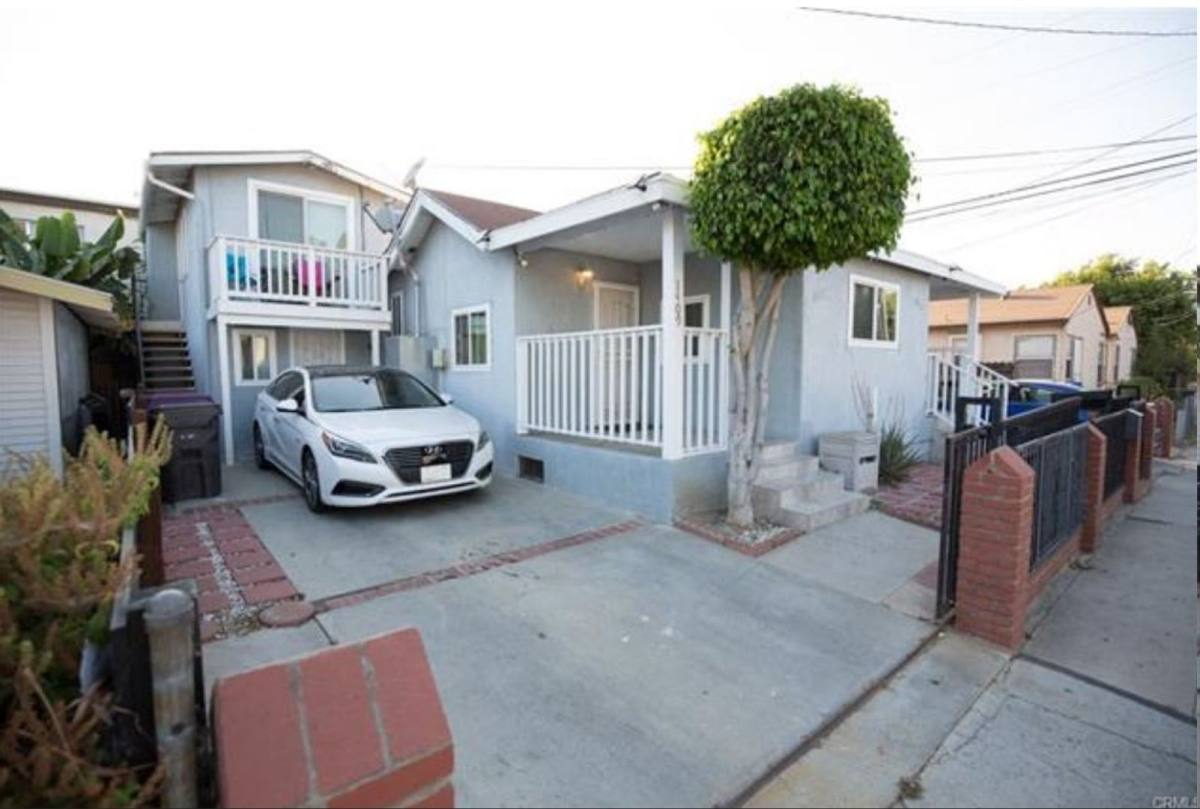 Apartment for rent at 1409-1411 Junipero Ave, Long Beach, CA 90804