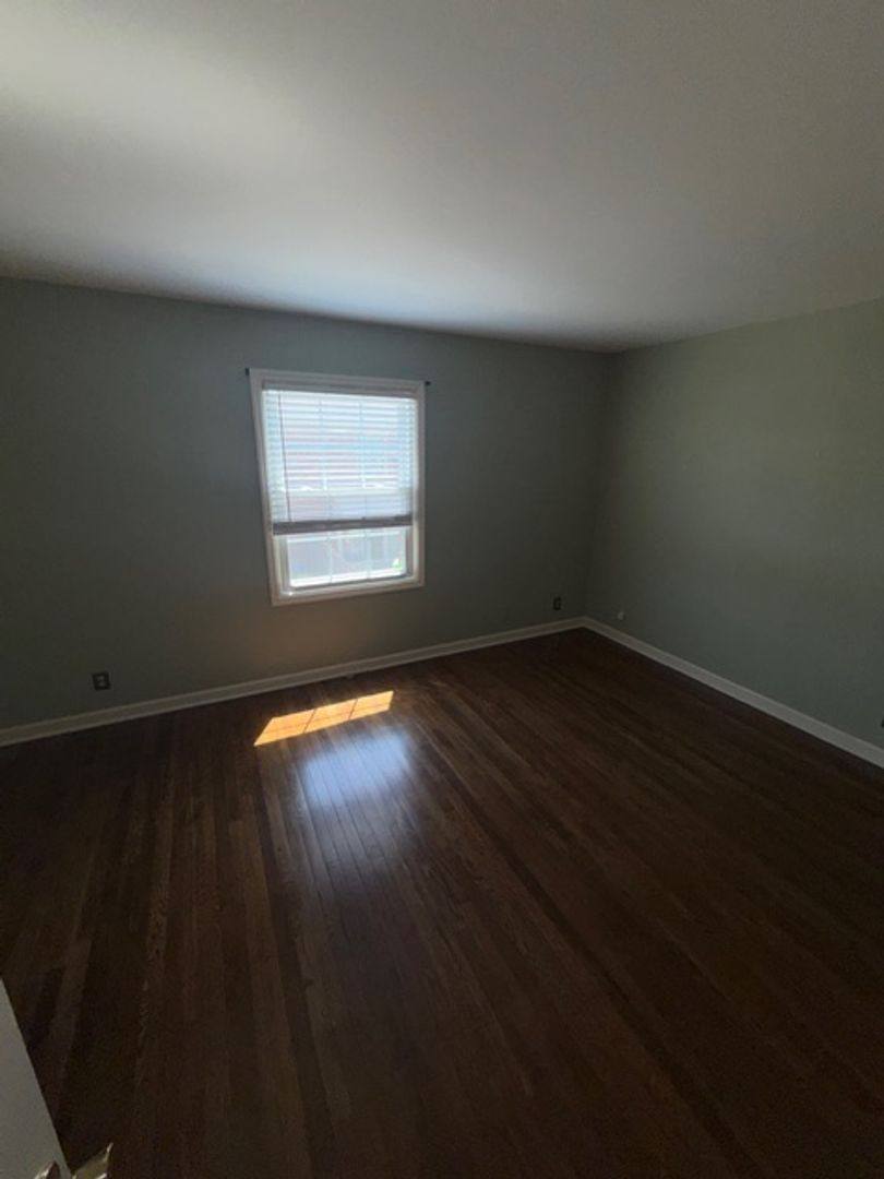 House for rent at 102 Hampton Dr, Evansville, IN 47715