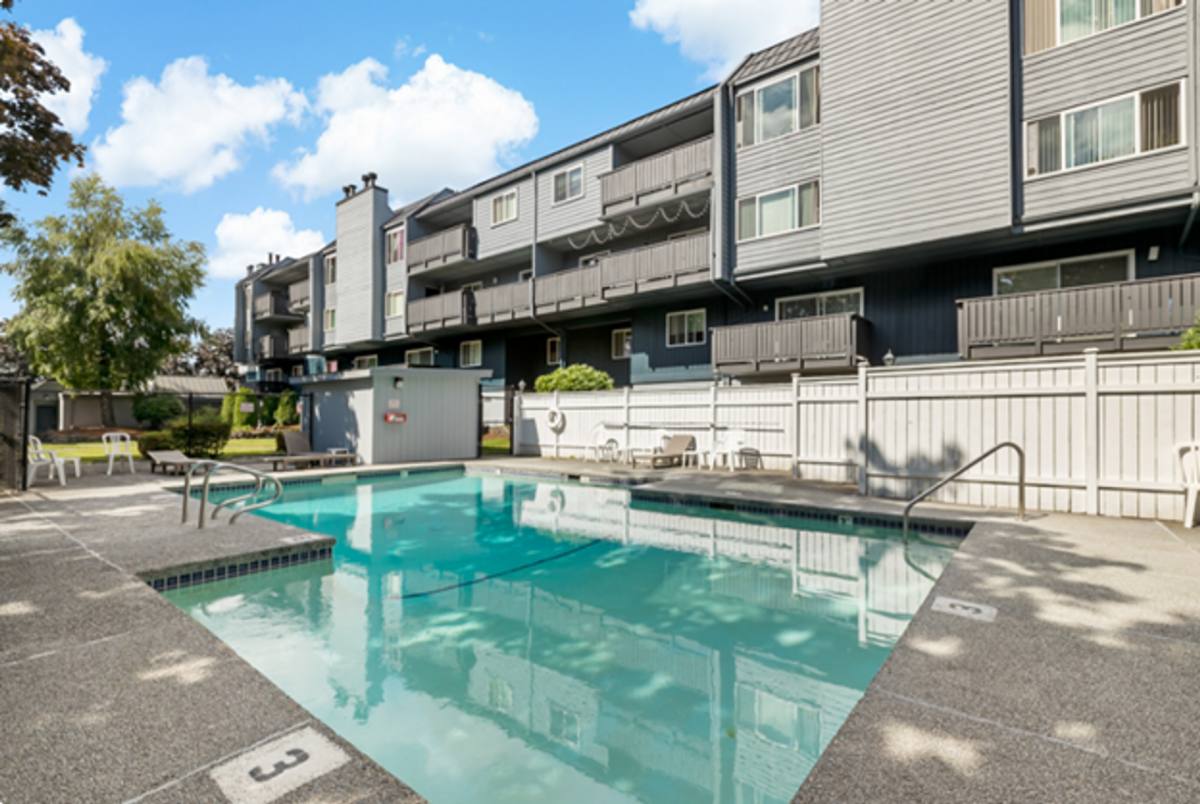 Apartment for rent at 42 Thunderbird Parkway SW, Lakewood, WA 98498